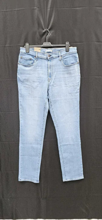 Levi's - Light Blue 724™ High Rise Straight Jeans - Blue Size: 34 /32