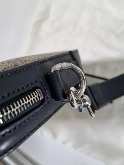 Gucci Camera Shoulder Bag Gg Coated Canvas Size: One Size