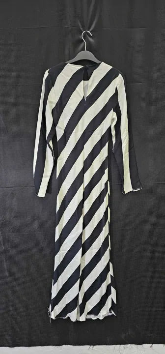 Ro & Zo - Clara Mono Stripe Print Bias Cut Maxi Dress - Multi Size: 10