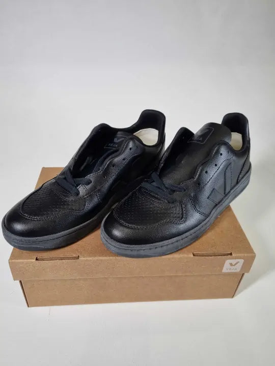 Veja - Men'S Black Lavande Esplar Logo Trainer Size: 8.5