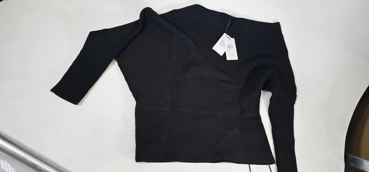 Reiss - Black Lorna Draped Knitted Top - Black Size: L