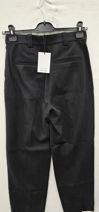 & Other Stories-1147770001 Black-6-Black-St Ruby Trousers Ext-Black	Born On Size: Eur34