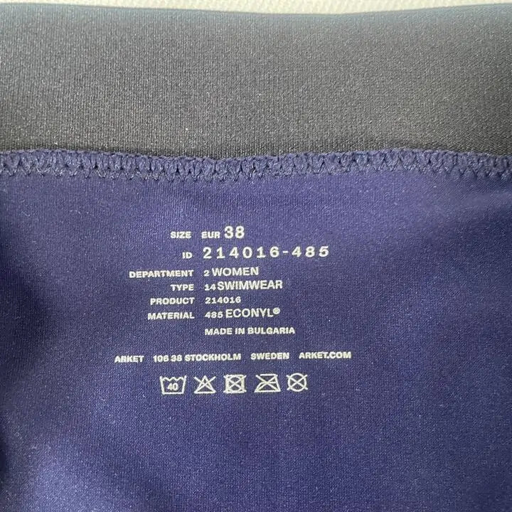 Arket- Navy Bikini Bottoms Size: EU 38