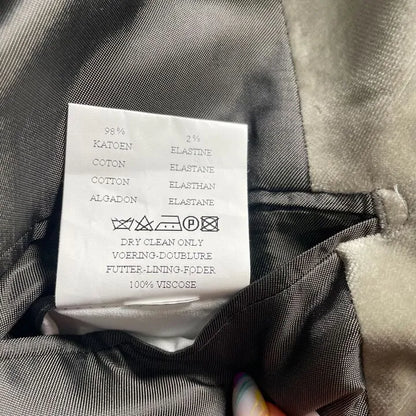 Richard James Savile Row - Grey Velvet Dinner Jacket Size: 48