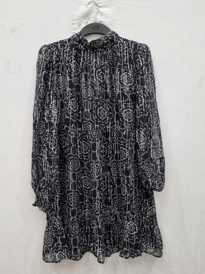 Mint Velvet Floral Silhouette Metallic Mini Dress Size: Medium