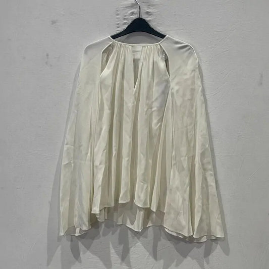 Reiss - Ivory Gracie Cut Out Detail Blouse Size: UK 10
