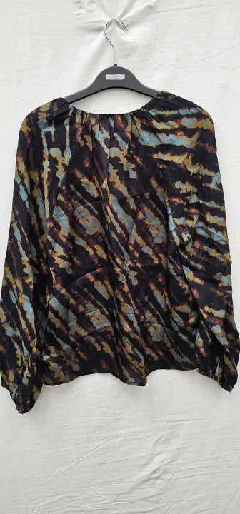 Hush - Green Elise Printed V-Neck Blouse - Green Size: Uk8