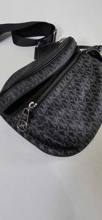 Michael Kors-30F2S04M8M02322F-*-Black-Black And Silver Slater Medium Sling Pack Messenger Bag-Black