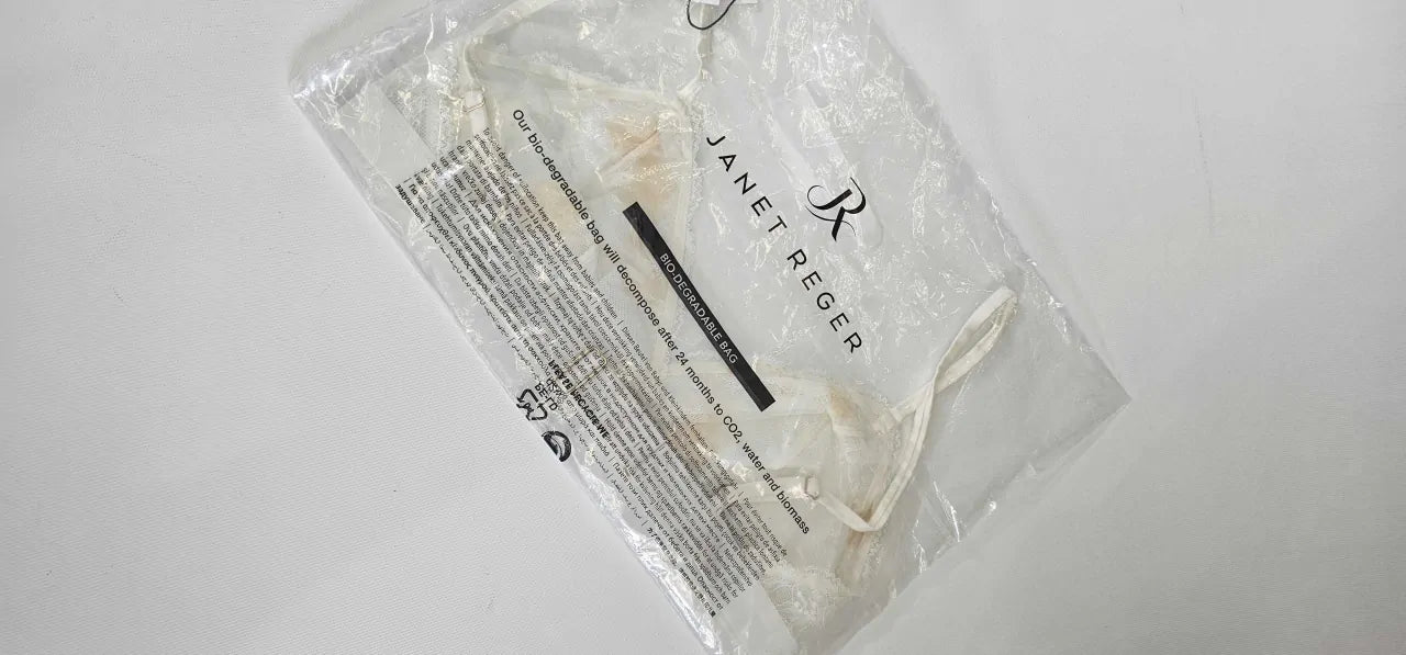Janet Reger - Thea Curve Triangle Bralette White - White Size: 38C