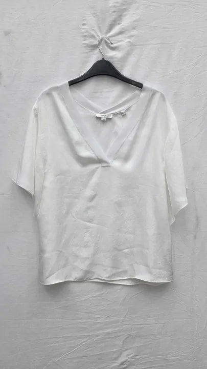 Vince - White Rib Trim T-Shirt Size: Medium  deal !!