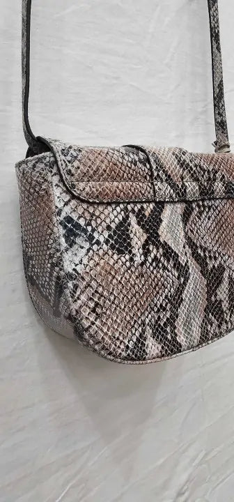 Paul Costelloe-pc6936ax Art538-*-multi-multi Art538 Dianella Split Python Crossbody-multi Size: *