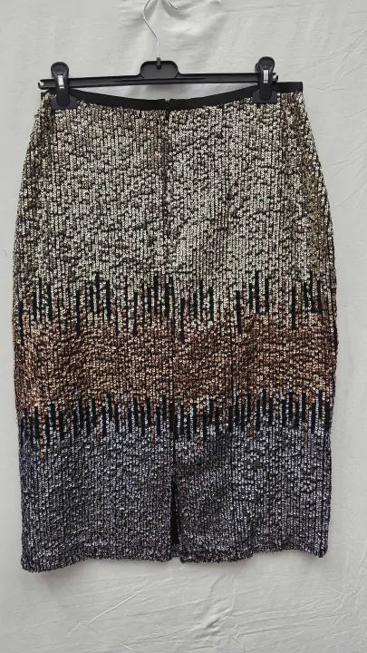 Ro & Zo Petite Sequin Ombre Skirt Size: Uk 14