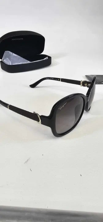 Salvatore Ferragamo Grey Gradient Round Ladies Sunglasses Sf744sla 001 59 Size: 59