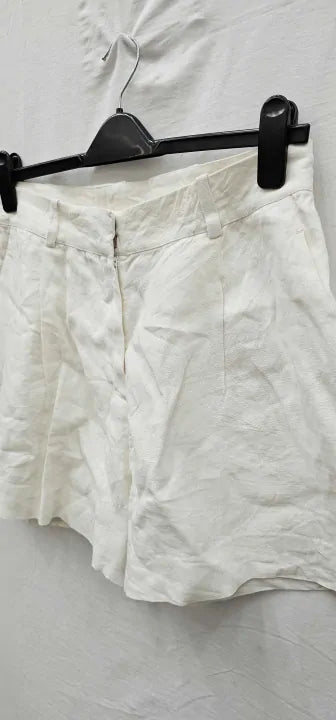 N°· Eleven - White Linen Tailored Short - White Size: L