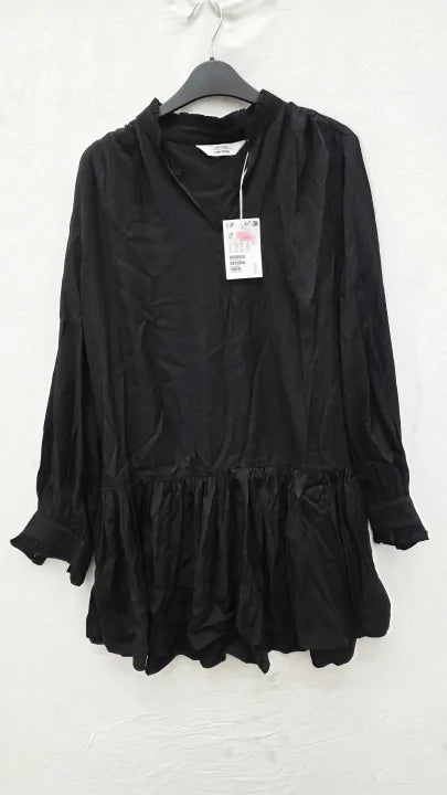 & Other Stories Wide Ruffled Mini Dress Size: Small