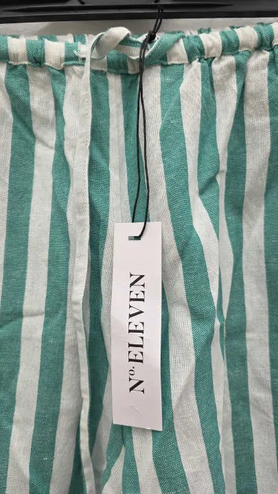 N°· Eleven Emerald Stripe Linen Blend Pull On Short Size: Large