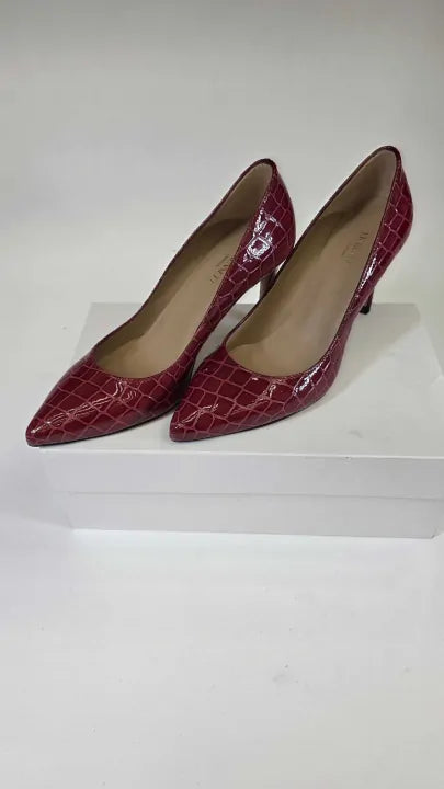 L K Bennett - Red Leather Floret Closed Court Heels Size: Uk 4